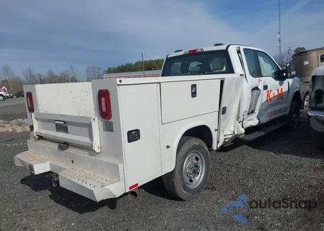 2022 Ford F-250 Xl z USA, uszkodzony, nr VIN 1FD7X2B61NEG17789